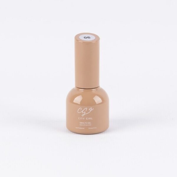 #06 ESMALTE SEMIPERMANENTE 10ML CITY GIRL